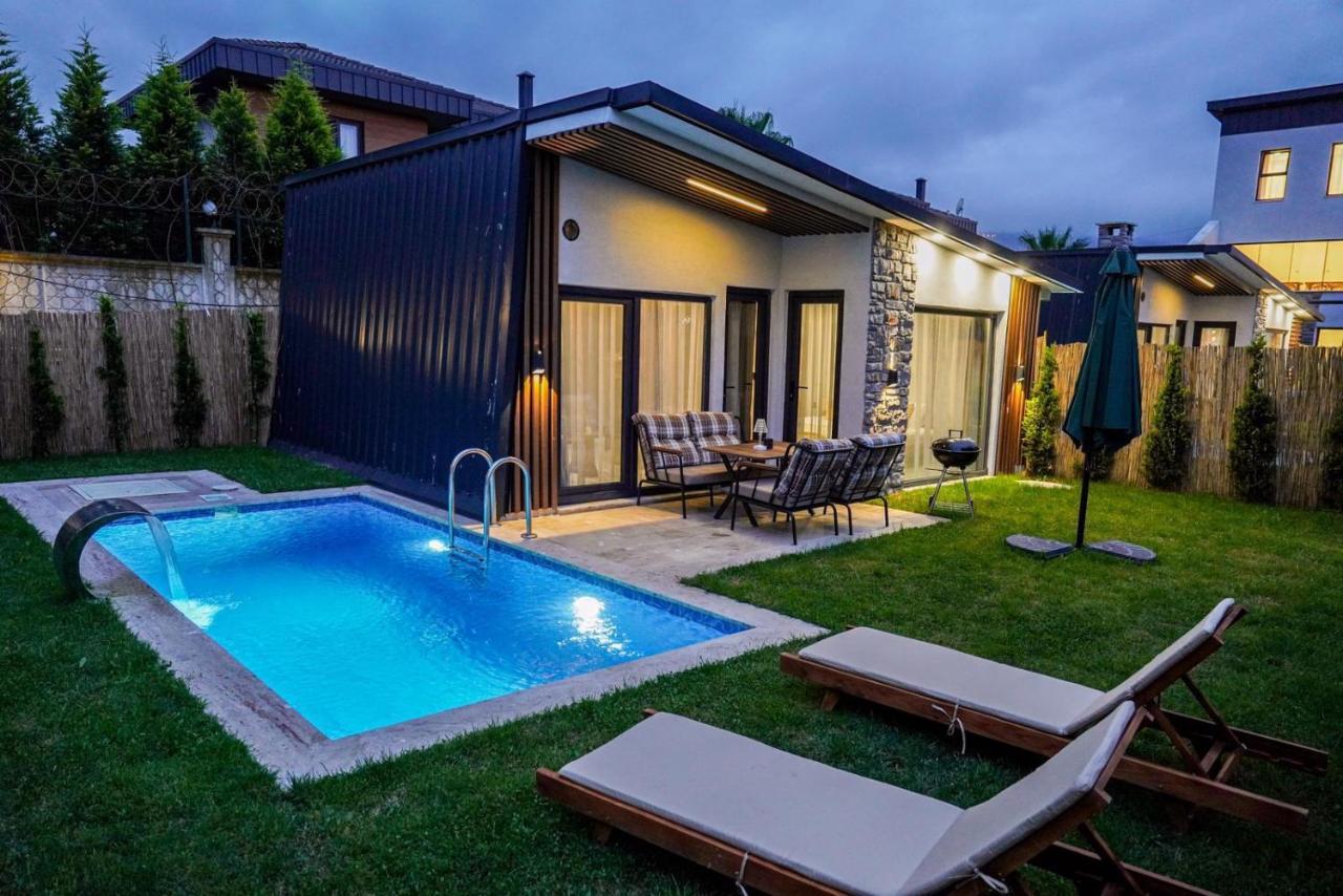 Vital Home Sapanca Isitmali Havuzlu Villa&Bungalov Esterno foto