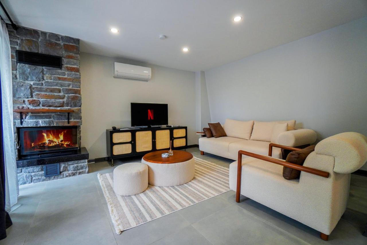 Vital Home Sapanca Isitmali Havuzlu Villa&Bungalov Esterno foto