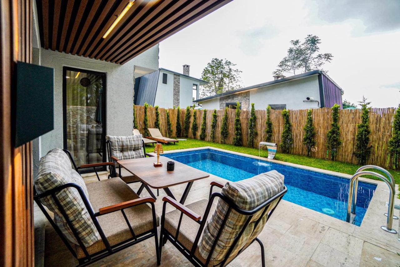 Vital Home Sapanca Isitmali Havuzlu Villa&Bungalov Esterno foto