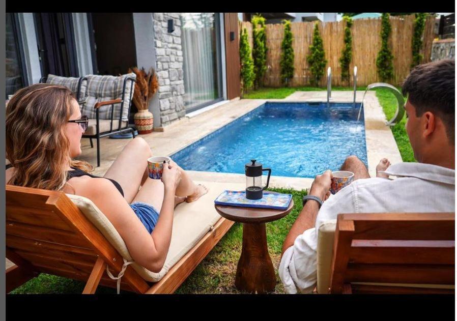 Vital Home Sapanca Isitmali Havuzlu Villa&Bungalov Esterno foto